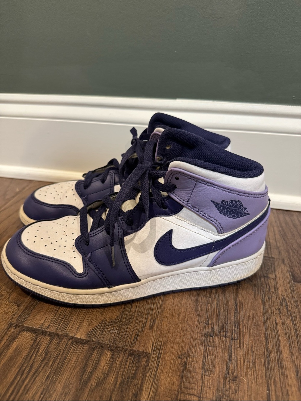 Jordan Youth High-Top Sneakers in Purple, Navy and White